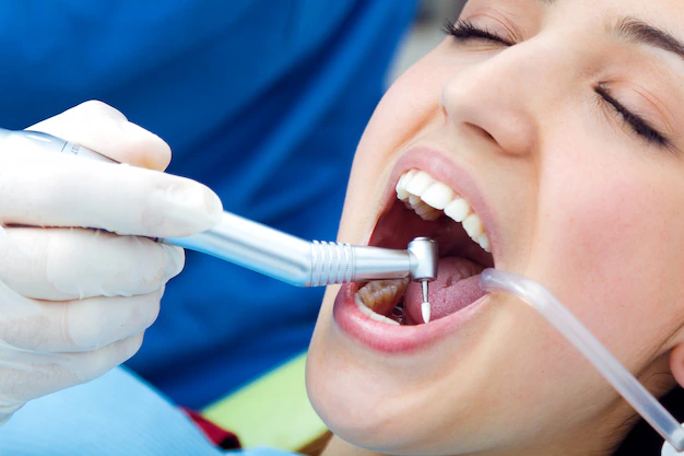 DENTIST IN SAHAKARNAGAR